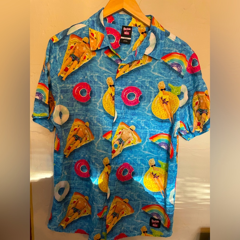 Barbie Neff poolsider /Barbie x Ken pool party button up. Comfy, good quality